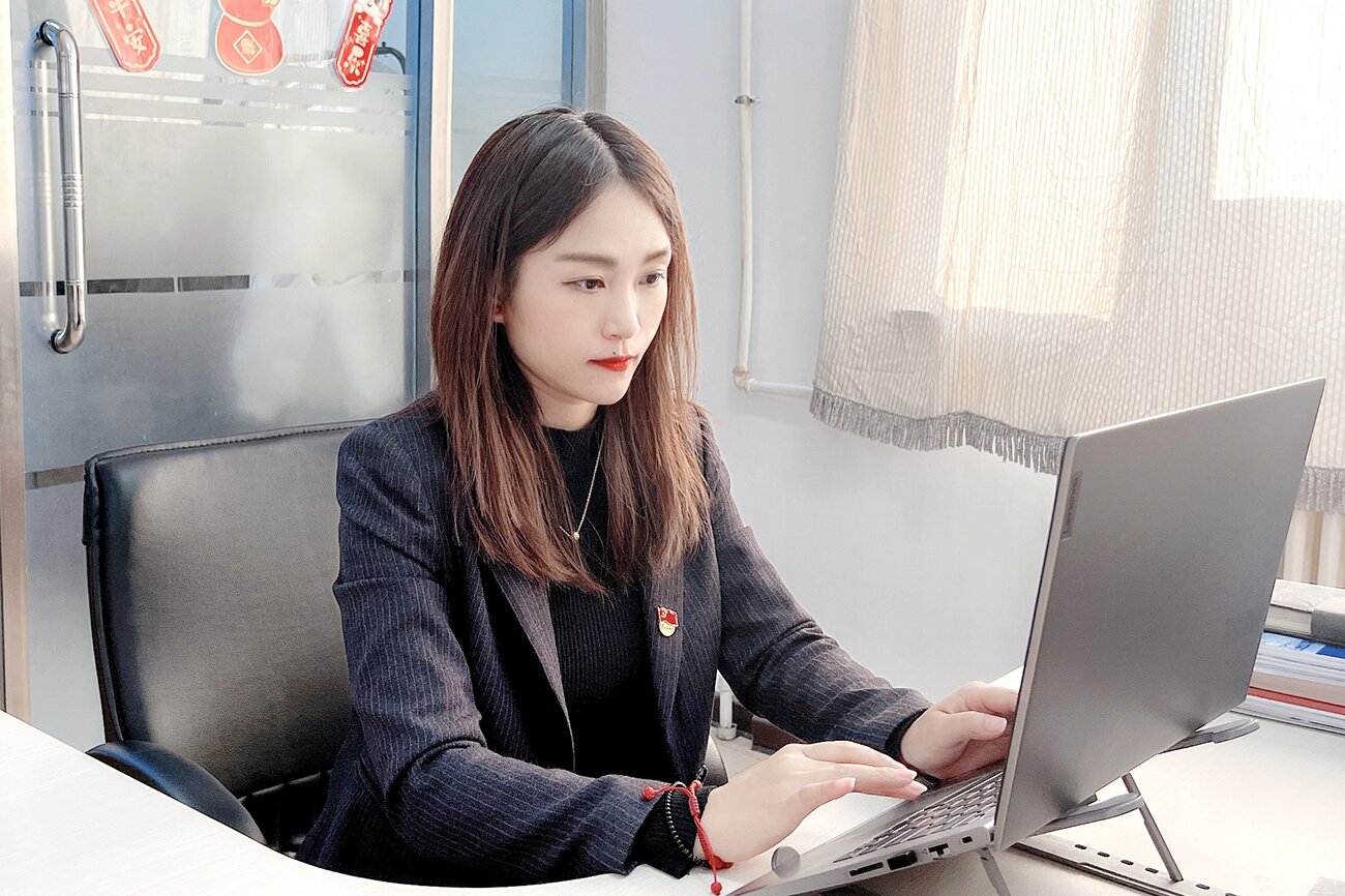 尊龙凯时集团国资战队&ldquo;英雄谱&rdquo;事迹专栏&mdash;&mdash;中药公司医学与市场部医学经理王丽宇